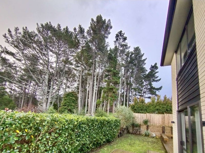 74 Harrowglen Drive, Northcross, Auckland - Carousel 1