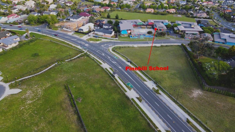 27 Kerekin Drive, Oteha, Auckland - Carousel 4