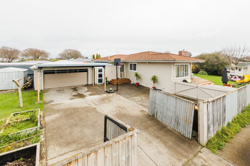 38 Liverpool Street, Takaro, Palmerston North - Carousel 32
