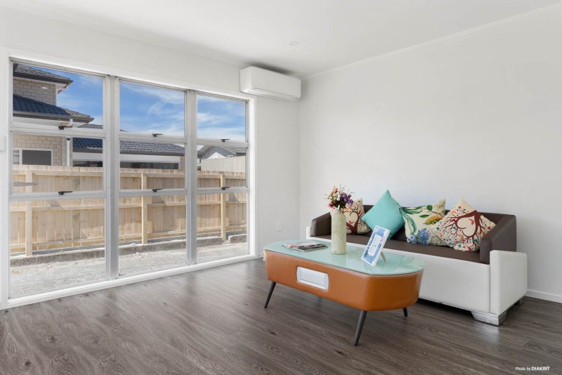 188 Hillsborough road, Hillsborough, Auckland - Carousel 2