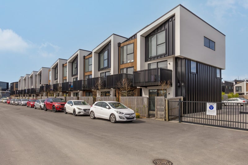 2/333 Lincoln Road, Addington, Christchurch - Carousel 16