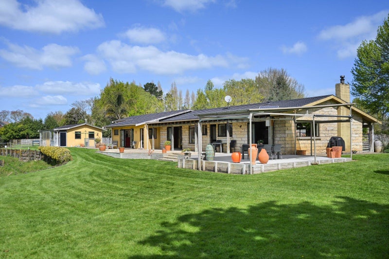 185A Rosebanks Drive, Tamahere, Hamilton - Carousel 2