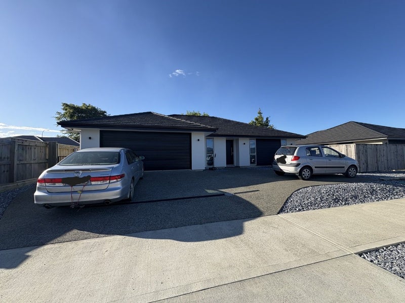 15 Carmine Crescent, Appleby, Richmond - Carousel 2