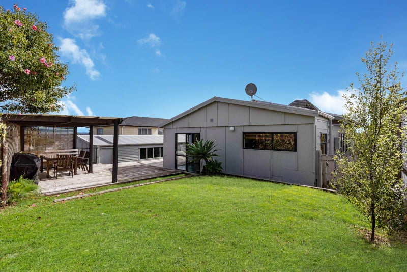 7C Methuen Road, Avondale, Auckland - Carousel 2