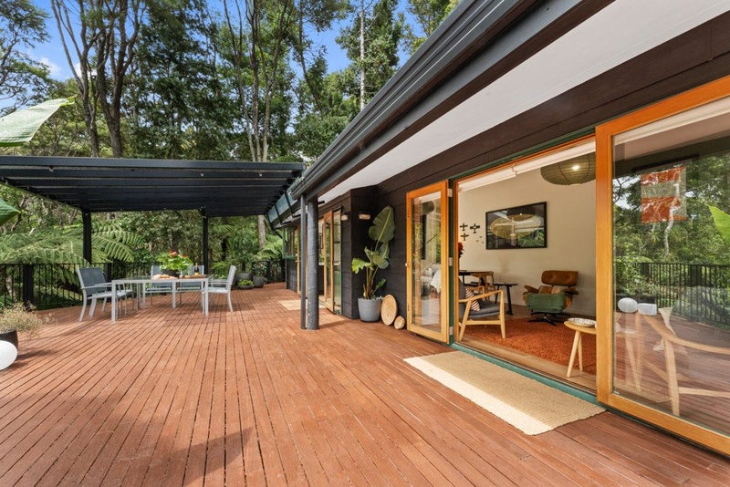 37 Wirihana Road, Titirangi, Auckland - Carousel 2