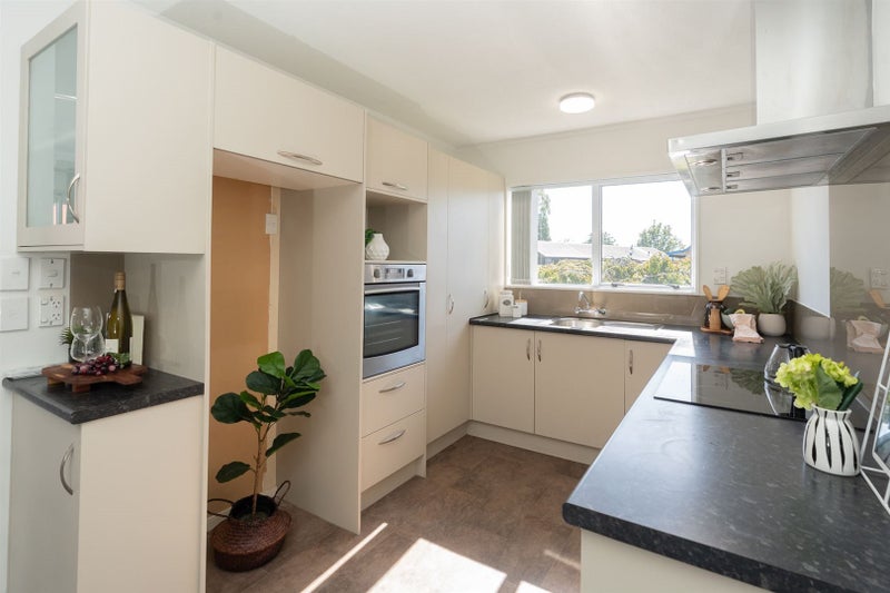 10 Riverton Place, Fairview Downs, Hamilton - Carousel 2