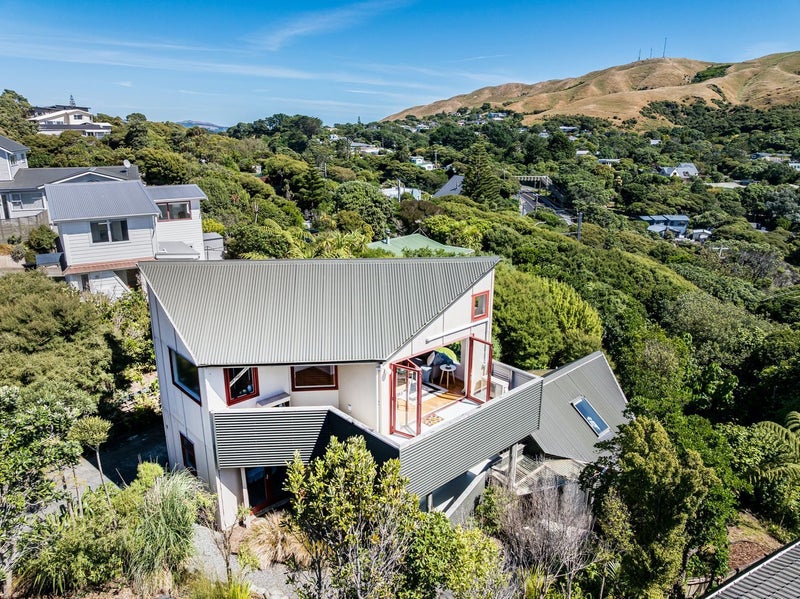 11 Puketai Place, Pukerua Bay, Porirua - Carousel 1