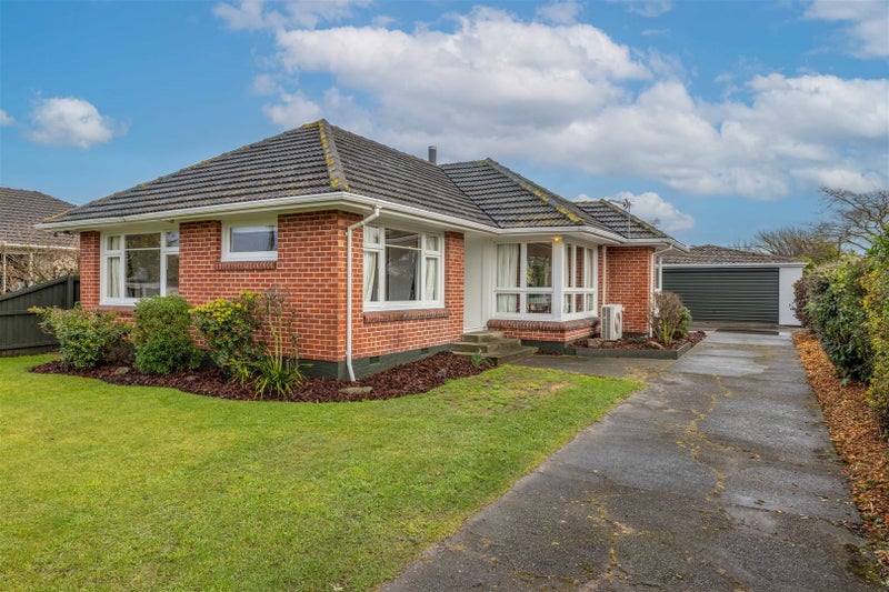 11 Farrington Avenue, Bishopdale, Christchurch - Carousel 1