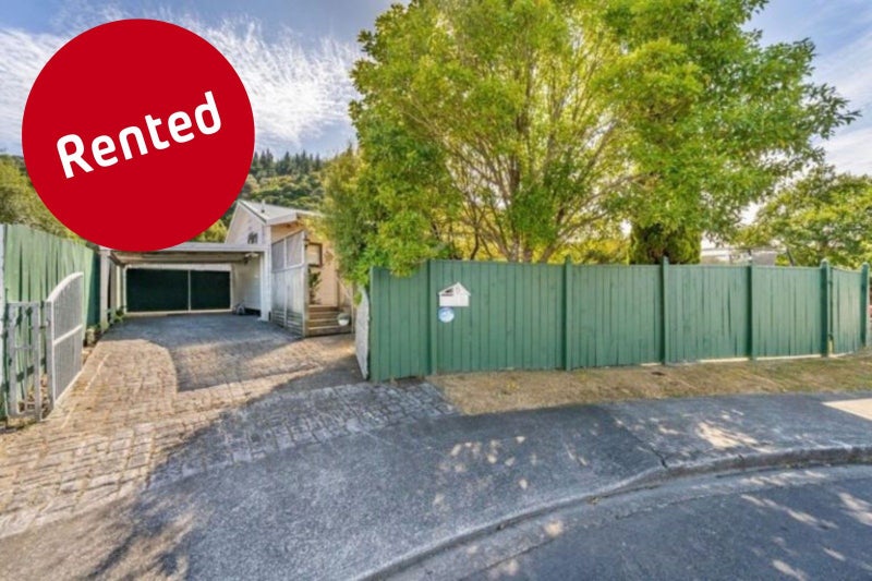 6 Edmund Lomas Grove, Birchville, Upper Hutt - Carousel 1