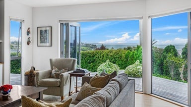 25 Kowhai Road, Mairangi Bay, Auckland - Carousel 1