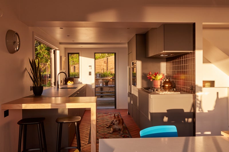 63 Garden Road, New Lynn - Carousel 2