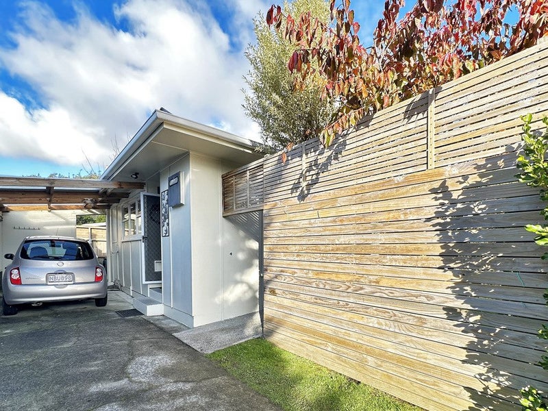 2A Homedale Road, Wainuiomata, Lower Hutt - Carousel 20