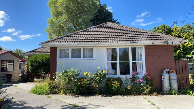 5 Nyton Place, Bryndwr, Christchurch - Carousel 2