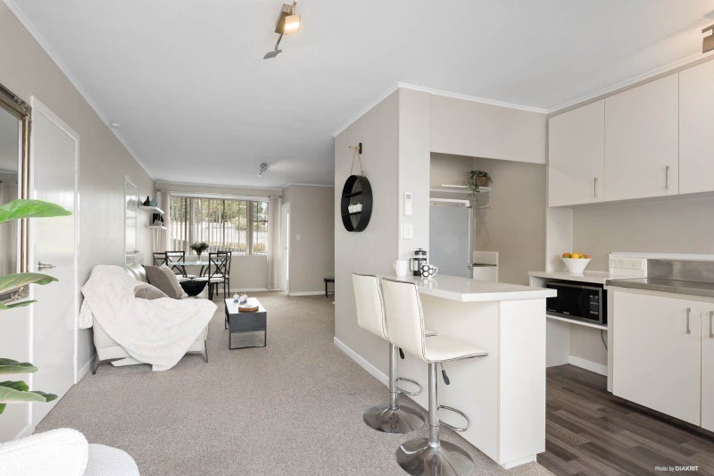 1/263 West Tamaki Road, Wai O Taiki Bay, Auckland - Carousel 1