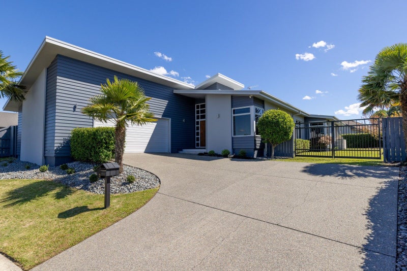 7 Grenache Place, Rototuna, Hamilton - Carousel 1