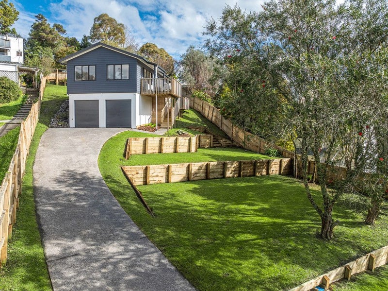 11 Randal Place, Bayview, Auckland - Carousel 1