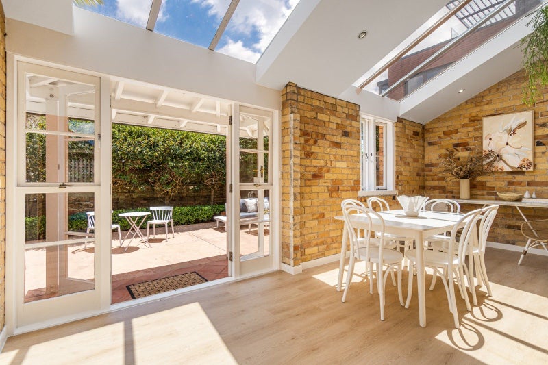 2/7 Heather Street, Parnell, Auckland - Carousel 2