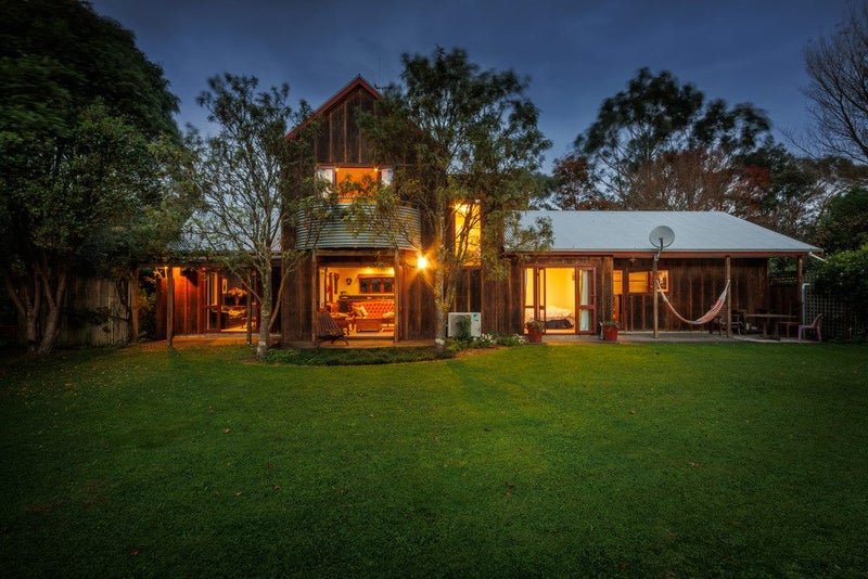 220 Valley Views, Fitzherbert, Palmerston North - Carousel 1