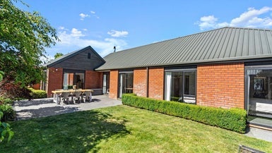 50 Apsley Drive, Avonhead, Christchurch - Carousel 1