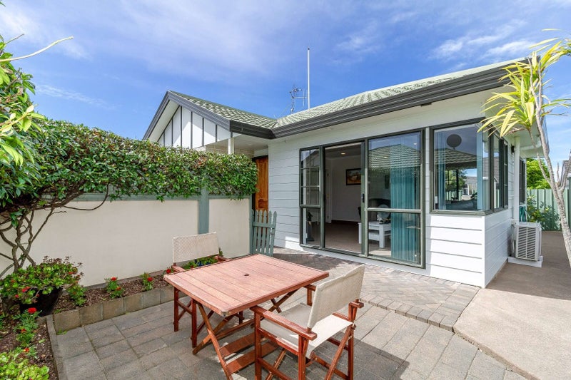 8/2A SPRIGGS CRES, GREENMEADOWS, NAPIER - Carousel 2