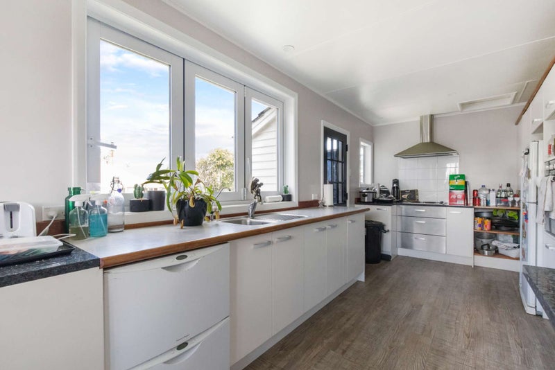 21 Raukawa Crescent, Wairakei, Taupo - Carousel 2