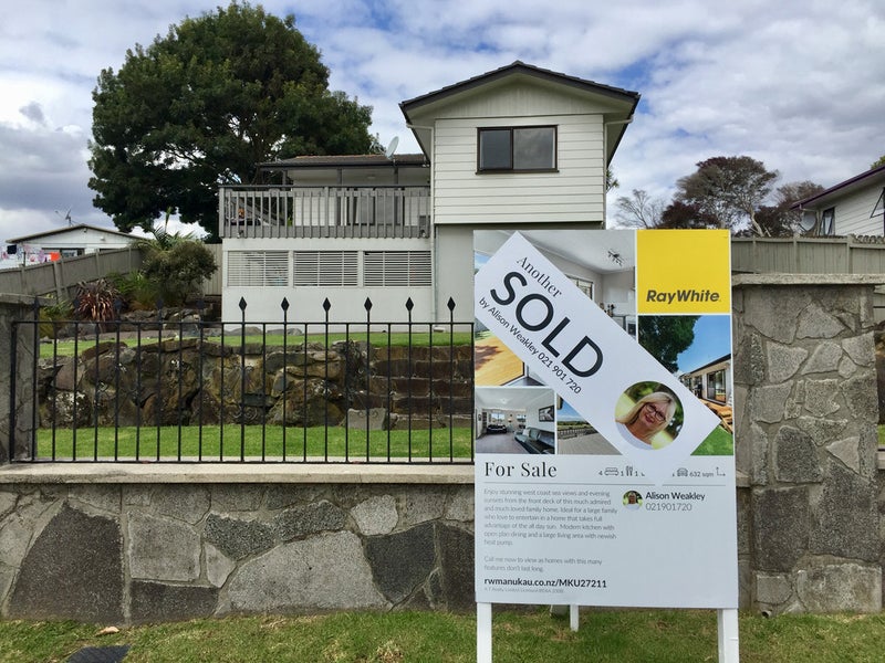 80 Finlayson Avenue, Clendon Park, Auckland - Carousel 1