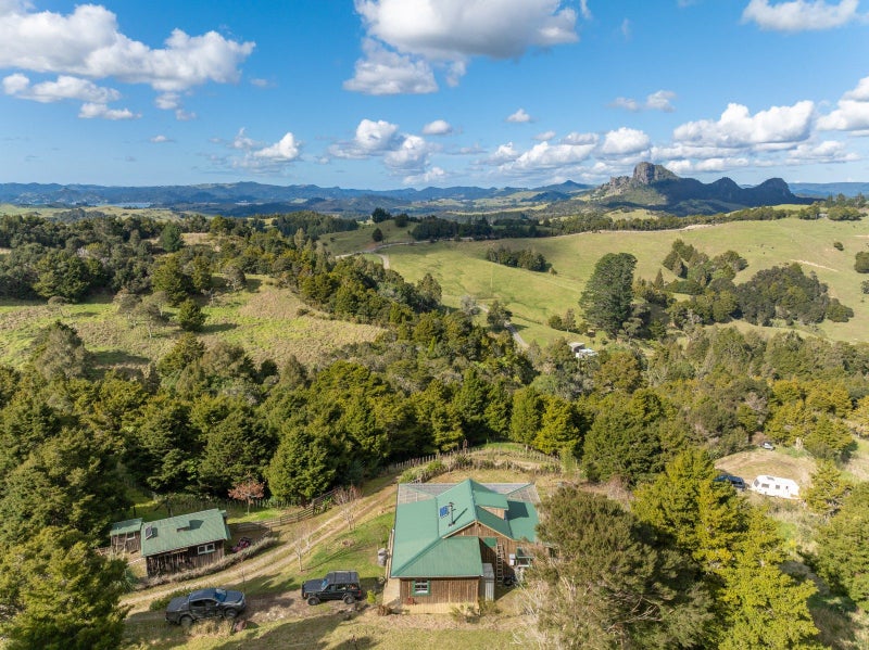 15A Hobbs Road, Kaeo - Carousel 2