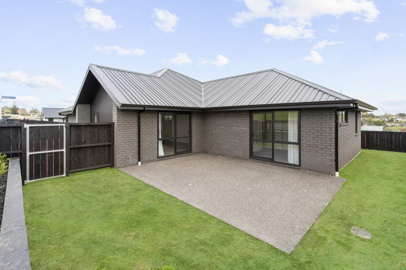 8 Akakura Terrace, Peacocke, Hamilton - Carousel 20