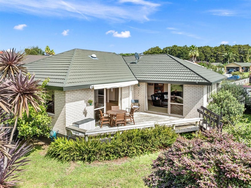 34 Lochiel Place, Kamo, Whangarei - Carousel 1
