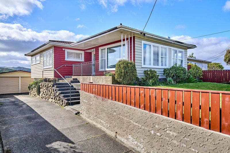 10 Walker Avenue, Paremata, Porirua - Carousel 2