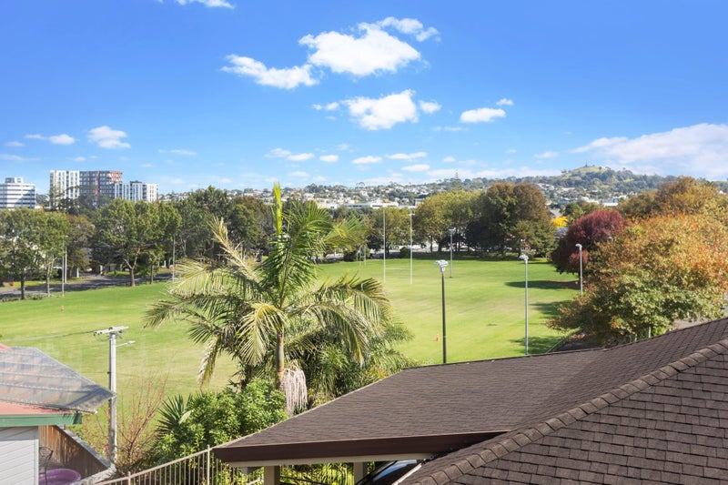 8 Arron Street, Ellerslie, Auckland - Carousel 2