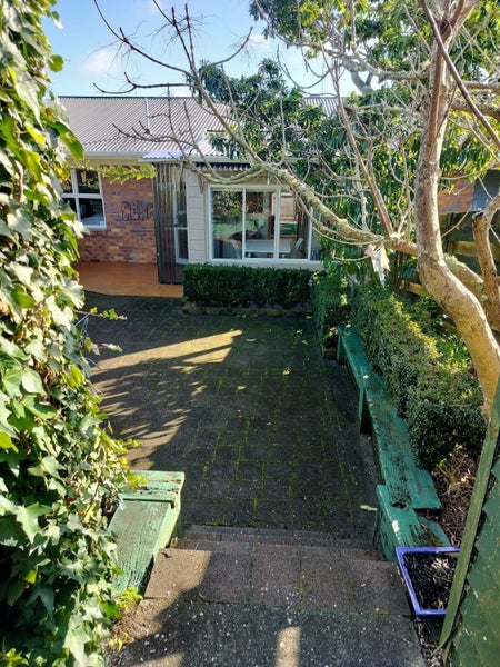 2/22 Alton Avenue, Hillcrest, Auckland - Carousel 24