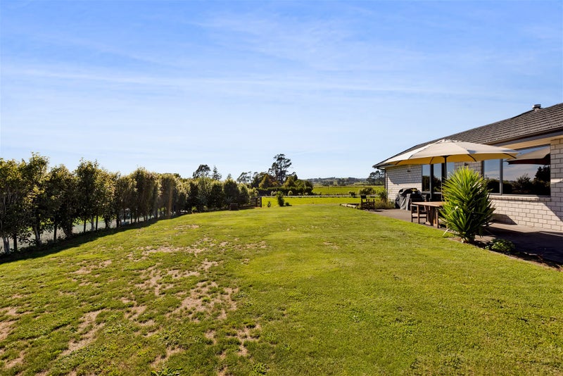 1108E Egmont Road, New Plymouth - Carousel 35