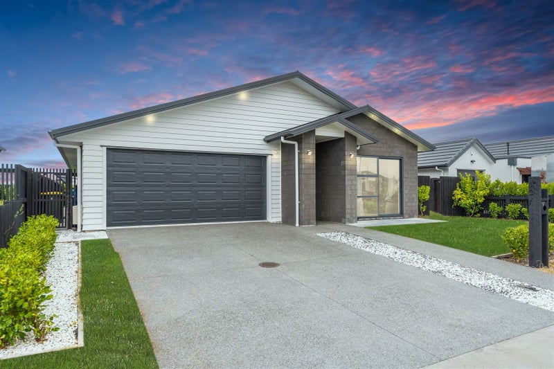 17 Lulu Avenue, Chartwell, Hamilton - Carousel 2