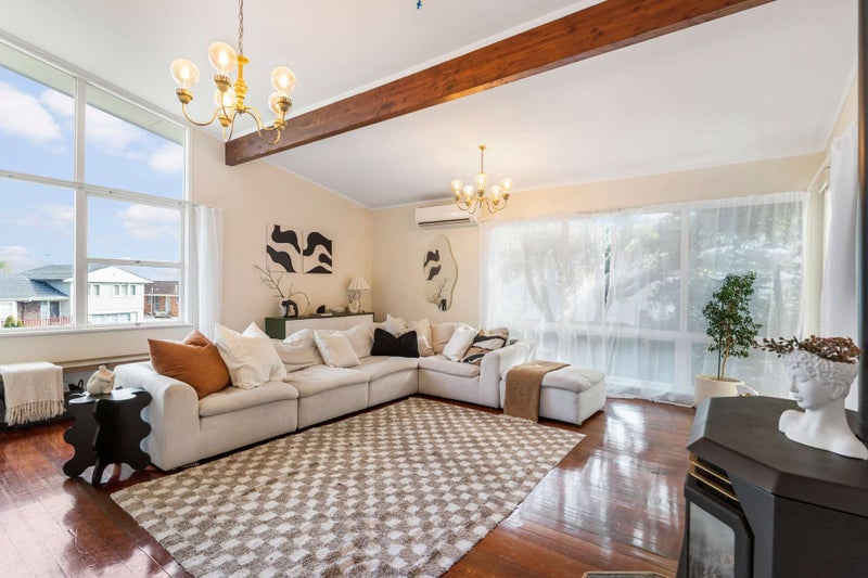 7 Maugham Drive, Bucklands Beach, Auckland - Carousel 2