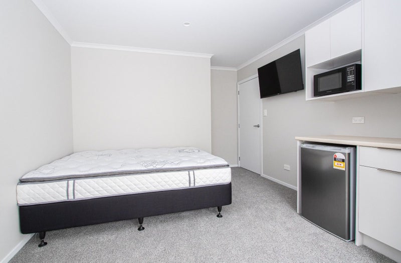 2/20 Jones Crescent, Melville, Hamilton - Carousel 2