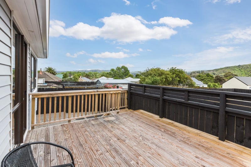 17B Hay Street, Naenae, Lower Hutt - Carousel 12