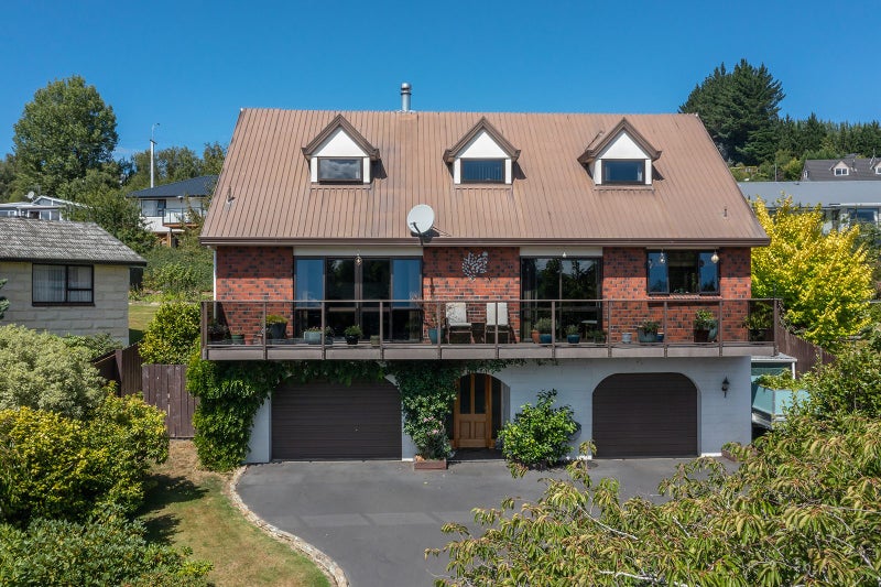 74 Kinmont Crescent, Kinmont Park, Mosgiel - Carousel 30