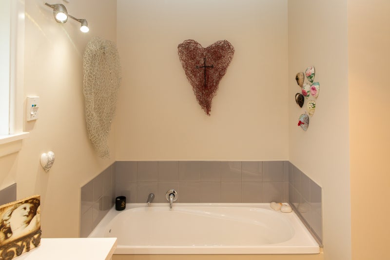 363 Memorial Avenue, Burnside, Christchurch - Carousel 14