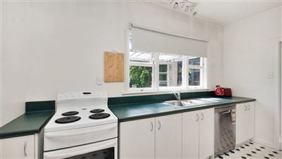 131 Mays Road, St Albans, Christchurch - Carousel 2
