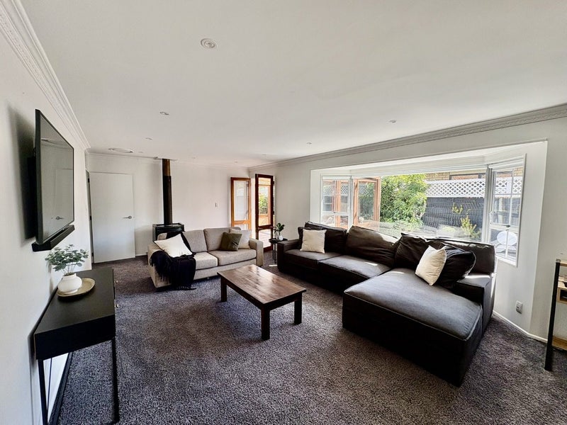 18A Rossiter Avenue, Waterloo, Lower Hutt - Carousel 2