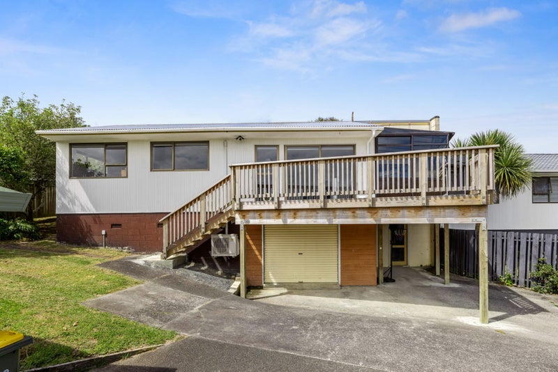 32A Gilshennan Valley, Red Beach, Red Beach - Carousel 1