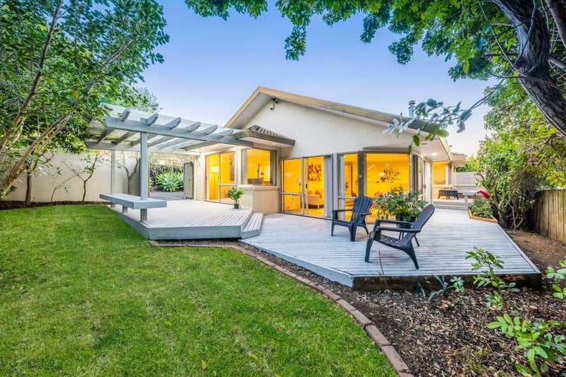 6 Kilimanjaro Drive, Northpark, Auckland - Carousel 1