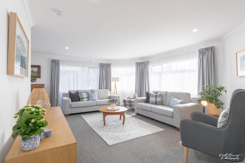 19 Kelso Grove, Kelson, Lower Hutt - Carousel 2