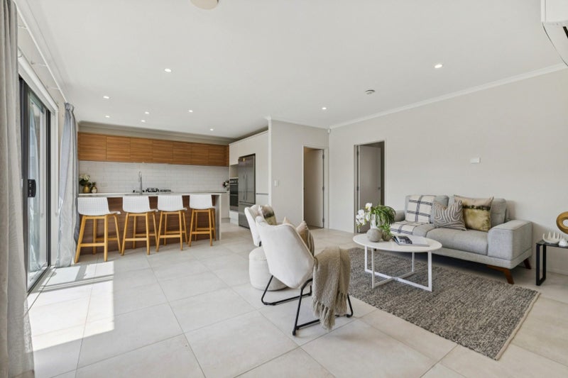 32 Te Napi Drive, Takanini, Auckland - Carousel 2