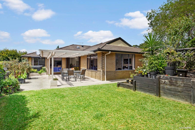 4 Excelsa Place, Albany, Auckland - Carousel 1