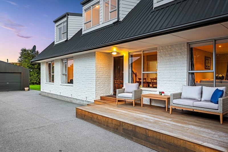 33 Gibson Drive, Hornby, Christchurch - Carousel 1