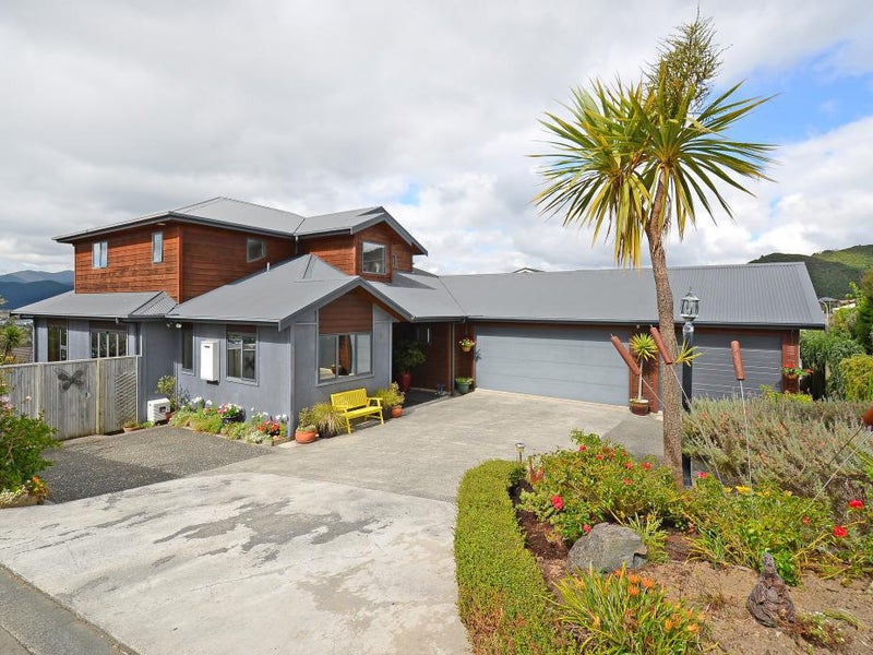 15 Riverstone Drive, Riverstone Terraces, Upper Hutt - Carousel 1