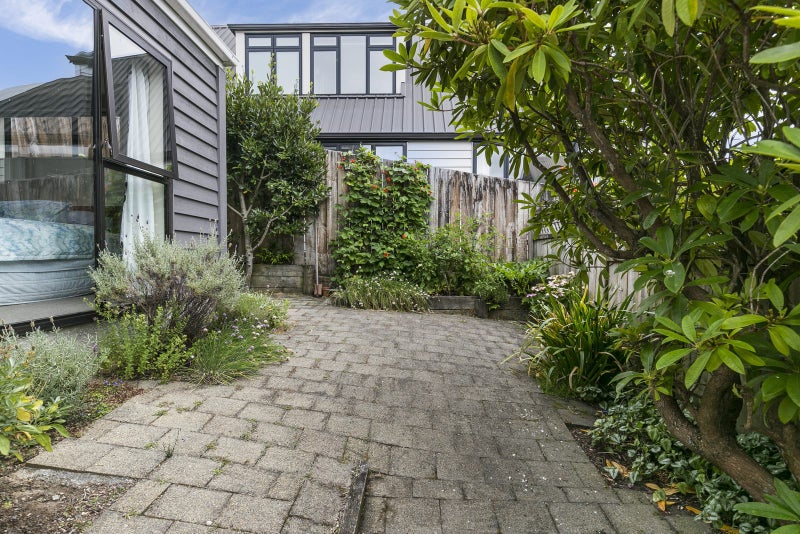 5/24 Ottawa Road, Ngaio, Wellington - Carousel 18