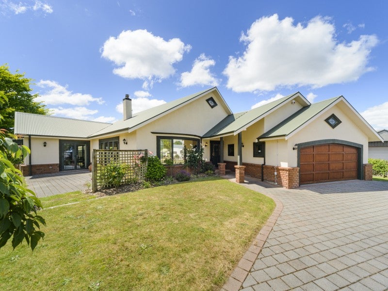 6 Flemington Lane, Awapuni, Palmerston North - Carousel 1